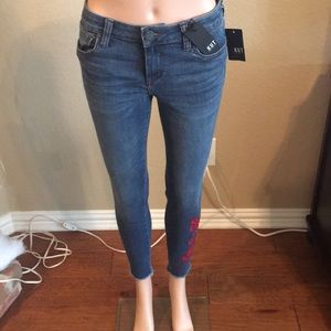 Size 0,2 and 4 Left Kut from the Kloth Ankle